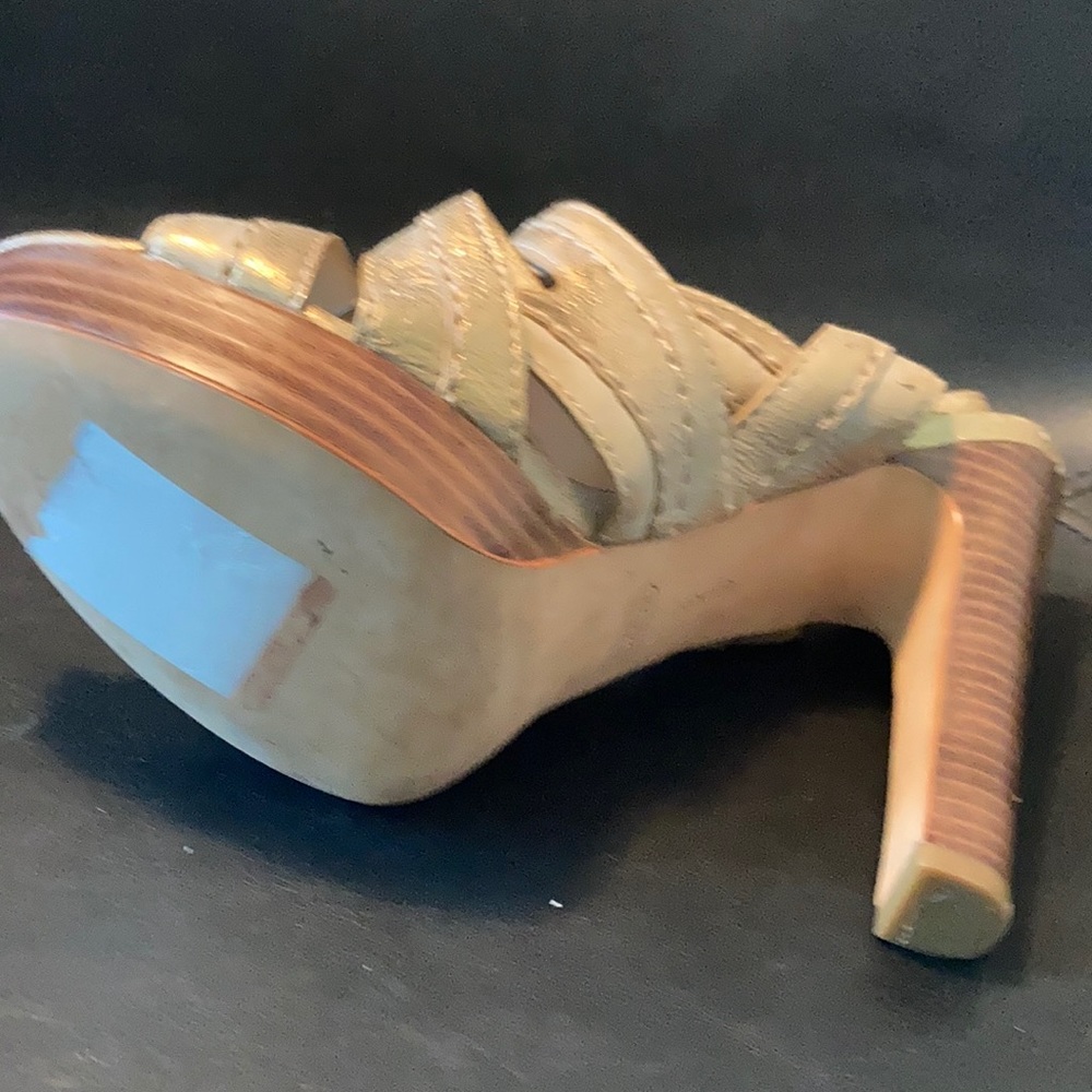 COACH - Picture 3 of 5